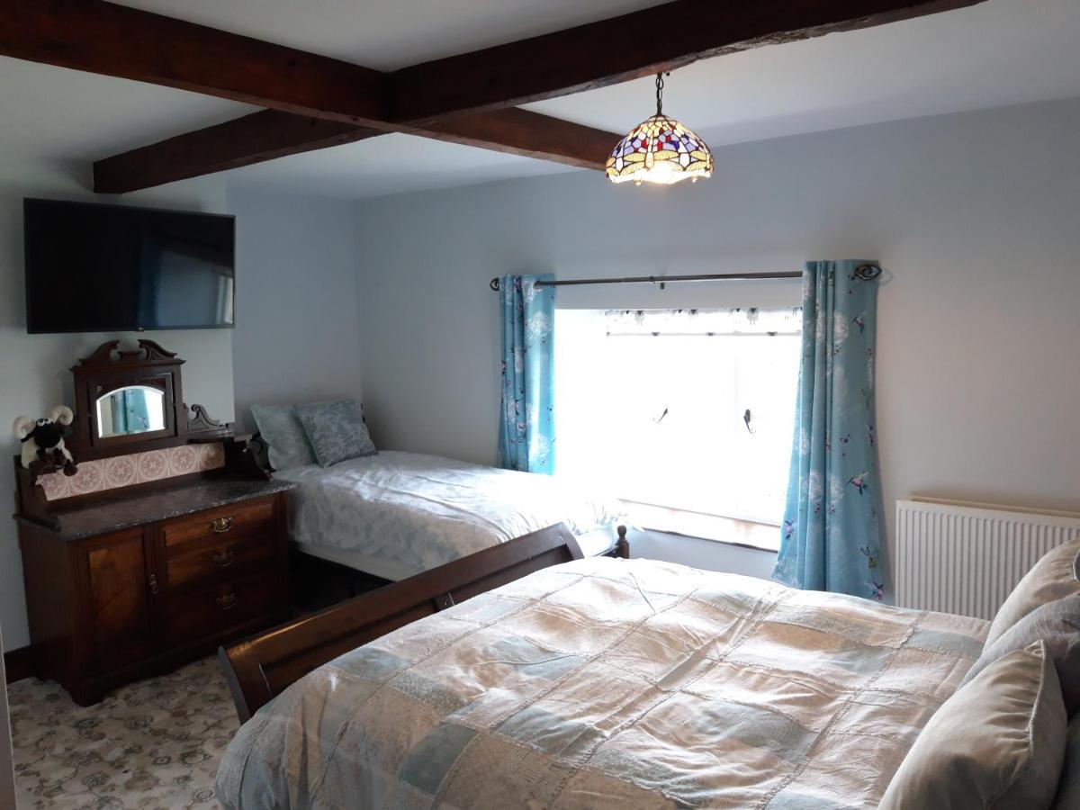 Upper Eyton Farmhouse B&B Shrewsbury Eksteriør billede